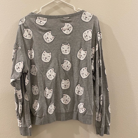 Cat Print Top 🐱 - Picture 3 of 4
